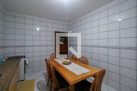 Cozinha de casa à venda com 2 quartos, 175m² em Taboão, Diadema