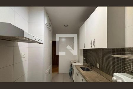 Cozinha de apartamento para alugar com 2 quartos, 95m² em Copacabana, Rio de Janeiro