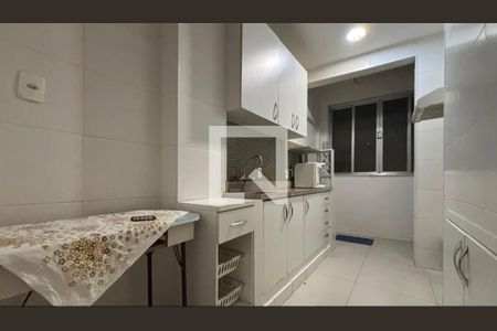 Cozinha de apartamento para alugar com 2 quartos, 95m² em Copacabana, Rio de Janeiro