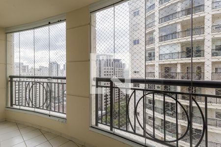 Varanda de apartamento para alugar com 2 quartos, 71m² em Indianópolis, São Paulo