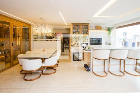 Apartamento à venda com 2 quartos, 146m² em Campo Belo, São Paulo