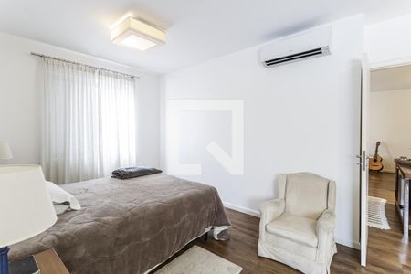 Quarto Suíte de apartamento à venda com 1 quarto, 85m² em Vila Nova Conceição, São Paulo