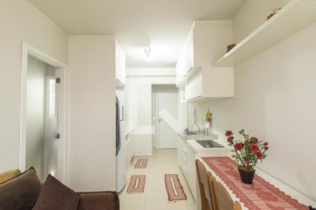Sala/Cozinha de apartamento à venda com 1 quarto, 43m² em Água Verde, Curitiba