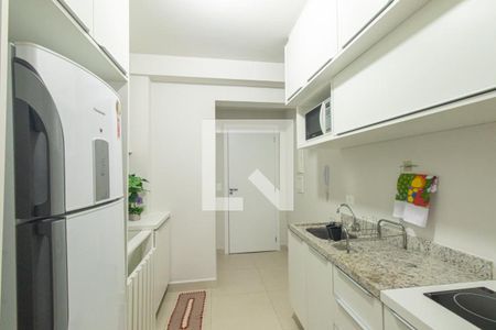 Sala/Cozinha de apartamento à venda com 1 quarto, 43m² em Água Verde, Curitiba