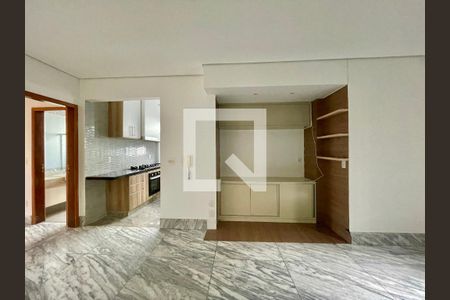 Apartamento para alugar com 3 quartos, 91m² em Santa Tereza, Belo Horizonte