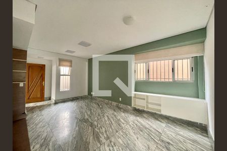 Apartamento para alugar com 3 quartos, 91m² em Santa Tereza, Belo Horizonte