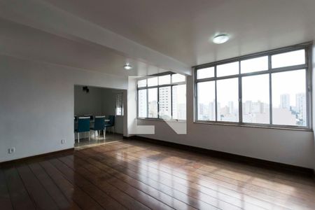 Apartamento à venda com 3 quartos, 158m² em Cambuci, São Paulo