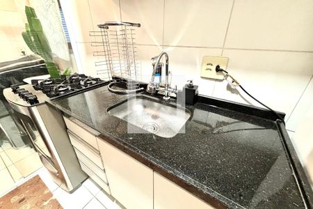 Cozinha de apartamento à venda com 2 quartos, 40m² em São Pedro, Osasco