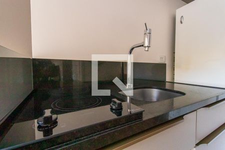 Sala/Cozinha de apartamento para alugar com 1 quarto, 27m² em Bigorrilho, Curitiba