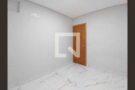 Quarto de casa de condomínio para alugar com 3 quartos, 140m² em Aclimação, Uberlândia
