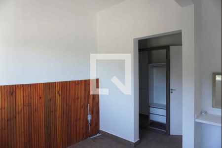 Suíte 1 de casa de condomínio para alugar com 2 quartos, 296m² em Parque Sinai, Santana de Parnaíba