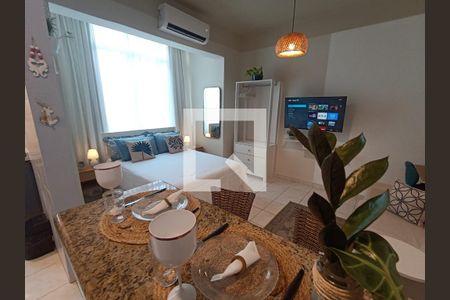 Sala / Quarto de apartamento para alugar com 1 quarto, 45m² em Aparecida, Santos