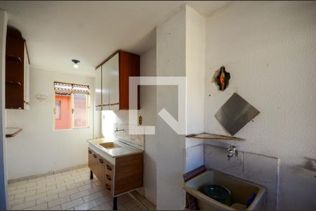 Cozinha de casa para alugar com 2 quartos, 55m² em Jardim Sao Joao (jaragua), São Paulo
