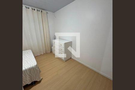 Quarto 2 de casa para alugar com 2 quartos, 100m² em Coqueiros, Florianópolis