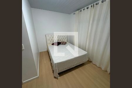 Quarto 2 de casa para alugar com 2 quartos, 100m² em Coqueiros, Florianópolis
