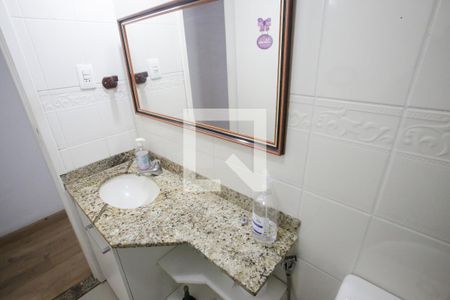 Lavabo de casa de condomínio para alugar com 3 quartos, 120m² em Taquara, Rio de Janeiro