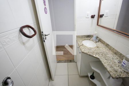 Lavabo de casa de condomínio para alugar com 3 quartos, 120m² em Taquara, Rio de Janeiro
