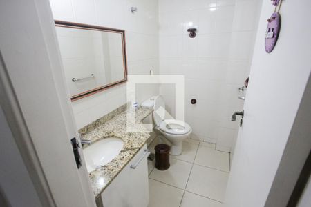 Lavabo de casa de condomínio para alugar com 3 quartos, 120m² em Taquara, Rio de Janeiro
