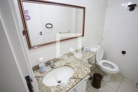 Lavabo de casa de condomínio para alugar com 3 quartos, 120m² em Taquara, Rio de Janeiro