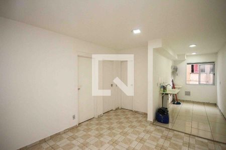 Sala de apartamento para alugar com 2 quartos, 49m² em Jardim Iguatemi, São Paulo