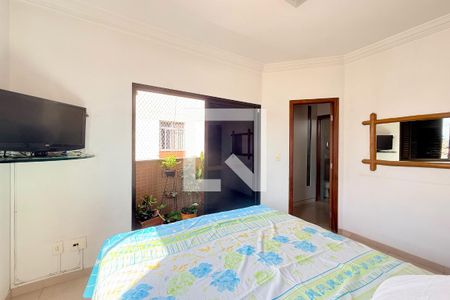 Suite de apartamento à venda com 4 quartos, 115m² em Coração Eucarístico, Belo Horizonte