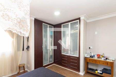 Suíte  de casa à venda com 3 quartos, 261m² em Jardim Leonor Mendes de Barros, São Paulo