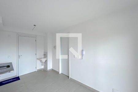 Apartamento para alugar com 2 quartos, 110m² em Vila Claudia, São Paulo