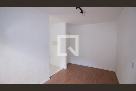 Sala de apartamento para alugar com 2 quartos, 45m² em Jardim Egle, São Paulo