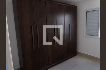 Quarto 1 - Armários de apartamento para alugar com 2 quartos, 60m² em Balneário Tropical, Paulínia