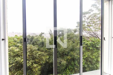 Vista da Sala de apartamento para alugar com 2 quartos, 60m² em Jardim Fanganiello, Ferraz de Vasconcelos