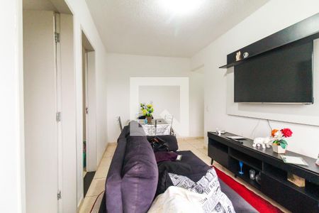 Sala de apartamento para alugar com 2 quartos, 60m² em Jardim Fanganiello, Ferraz de Vasconcelos