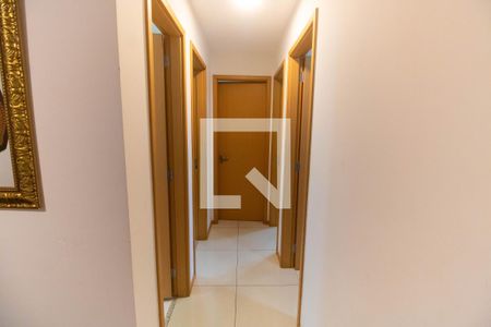 Corredor  de apartamento à venda com 3 quartos, 120m² em Icaraí, Niterói