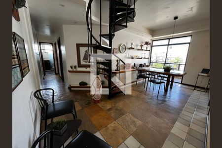 Sala de apartamento para alugar com 3 quartos, 185m² em Ogiva, Cabo Frio