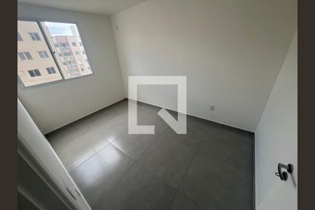 Quarto de apartamento para alugar com 2 quartos, 47m² em Curicica, Rio de Janeiro