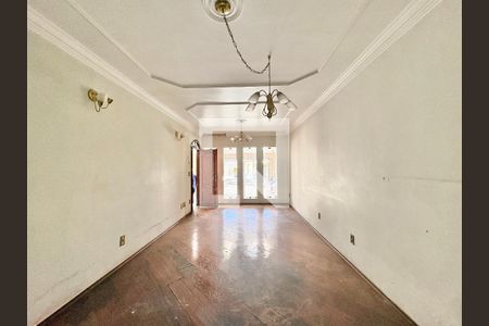 Sala de casa à venda com 2 quartos, 130m² em Vila Mangalot, São Paulo