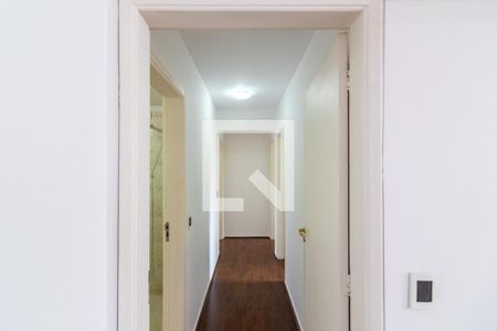Banheiro Corredor de apartamento para alugar com 3 quartos, 110m² em Indianópolis, São Paulo
