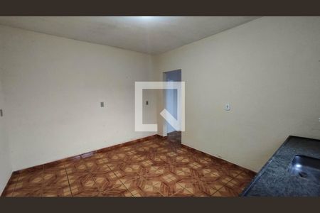 Sala / Cozinha de casa para alugar com 1 quarto, 54m² em Jardim Julio de Carvalho, Ferraz de Vasconcelos