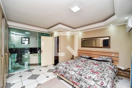 Suíte de casa à venda com 3 quartos, 300m² em Costa E Silva, Porto Alegre