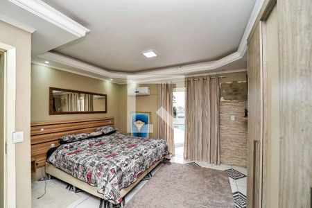 Suíte de casa à venda com 3 quartos, 300m² em Costa E Silva, Porto Alegre