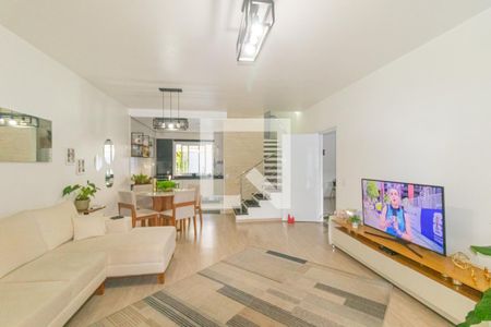 Casa à venda com 3 quartos, 161m² em Harmonia, Canoas