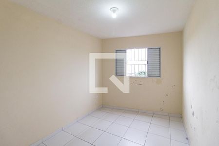 Quarto 2 de apartamento para alugar com 2 quartos, 50m² em Jardim Guiomar, Carapicuíba