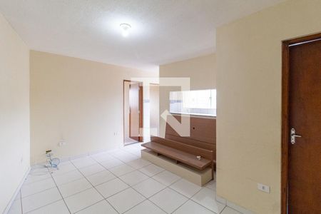 Apartamento para alugar com 2 quartos, 50m² em Jardim Guiomar, Carapicuíba