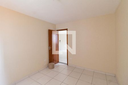 Quarto 2 de apartamento para alugar com 2 quartos, 49m² em Jardim Guiomar, Carapicuíba