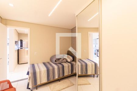 Quarto 1 de apartamento para alugar com 2 quartos, 50m² em Jardim Guiomar, Carapicuíba