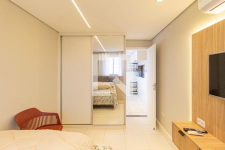 Quarto 2 de apartamento para alugar com 2 quartos, 50m² em Jardim Guiomar, Carapicuíba