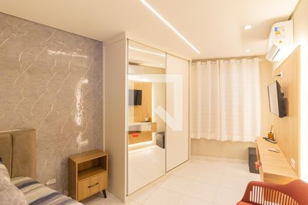 Quarto 1 de apartamento para alugar com 2 quartos, 50m² em Jardim Guiomar, Carapicuíba