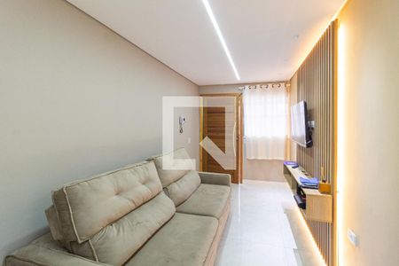 Sala de casa para alugar com 2 quartos, 80m² em Jardim Guiomar, Carapicuíba