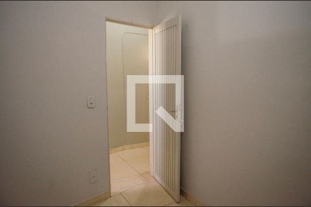 Quarto 1 de apartamento para alugar com 3 quartos, 75m² em Setor dos Funcionários, Goiânia