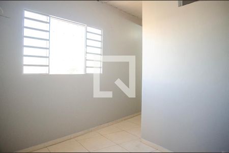 Sala de apartamento para alugar com 3 quartos, 75m² em Setor dos Funcionários, Goiânia
