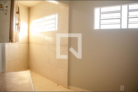 Cozinha de apartamento para alugar com 3 quartos, 75m² em Setor dos Funcionários, Goiânia